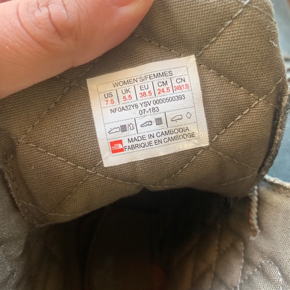 The North Face Green Lace Up Boots - Picture 7 of 8